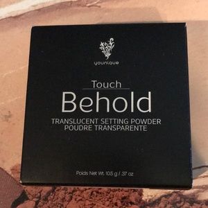 Younique translucent setting powder